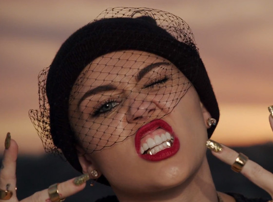 Miley Cyrus, We Can't Stop Video Miley Cyrus, We Can't Stop Video